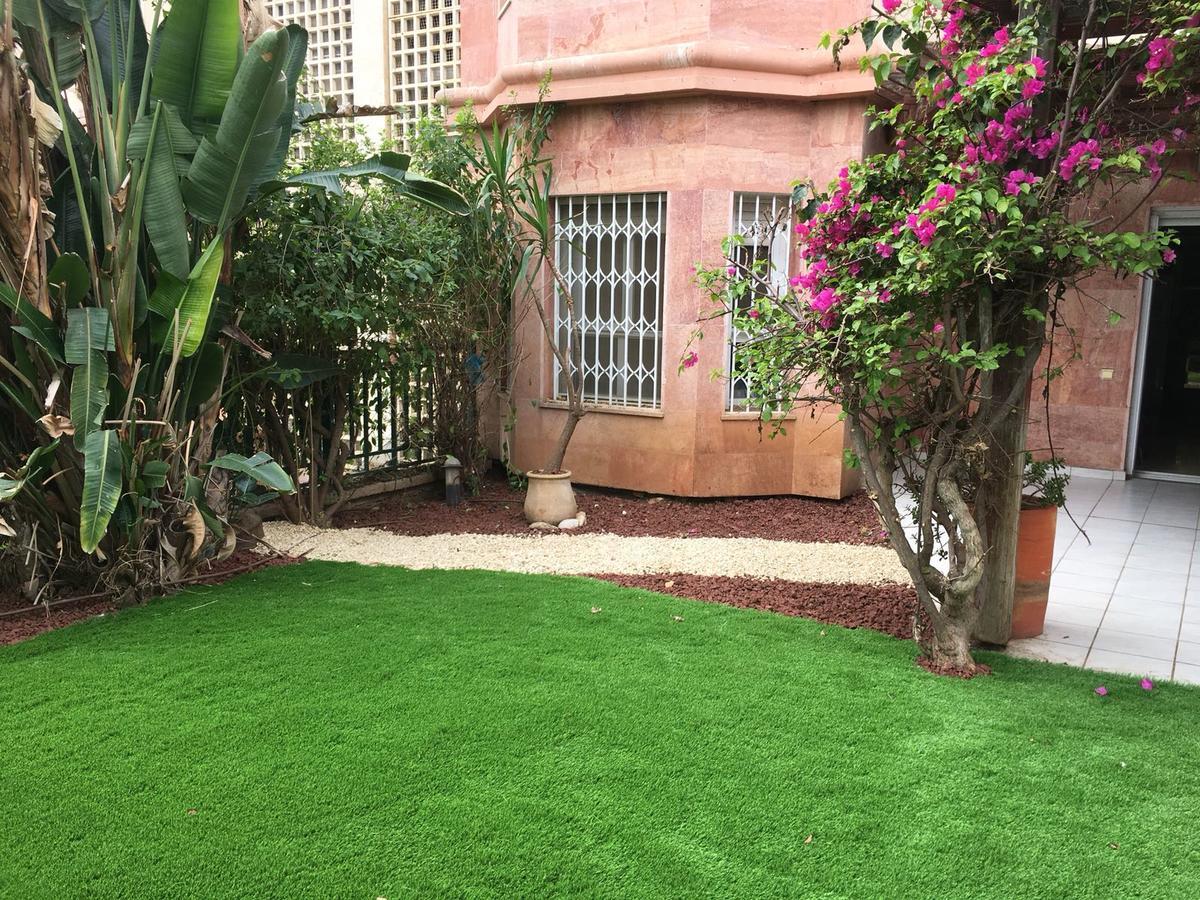 Апарт отель Pool & Garden Реховот Экстерьер фото